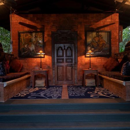 Casa Heliconia Hotel Gampaha Ngoại thất bức ảnh