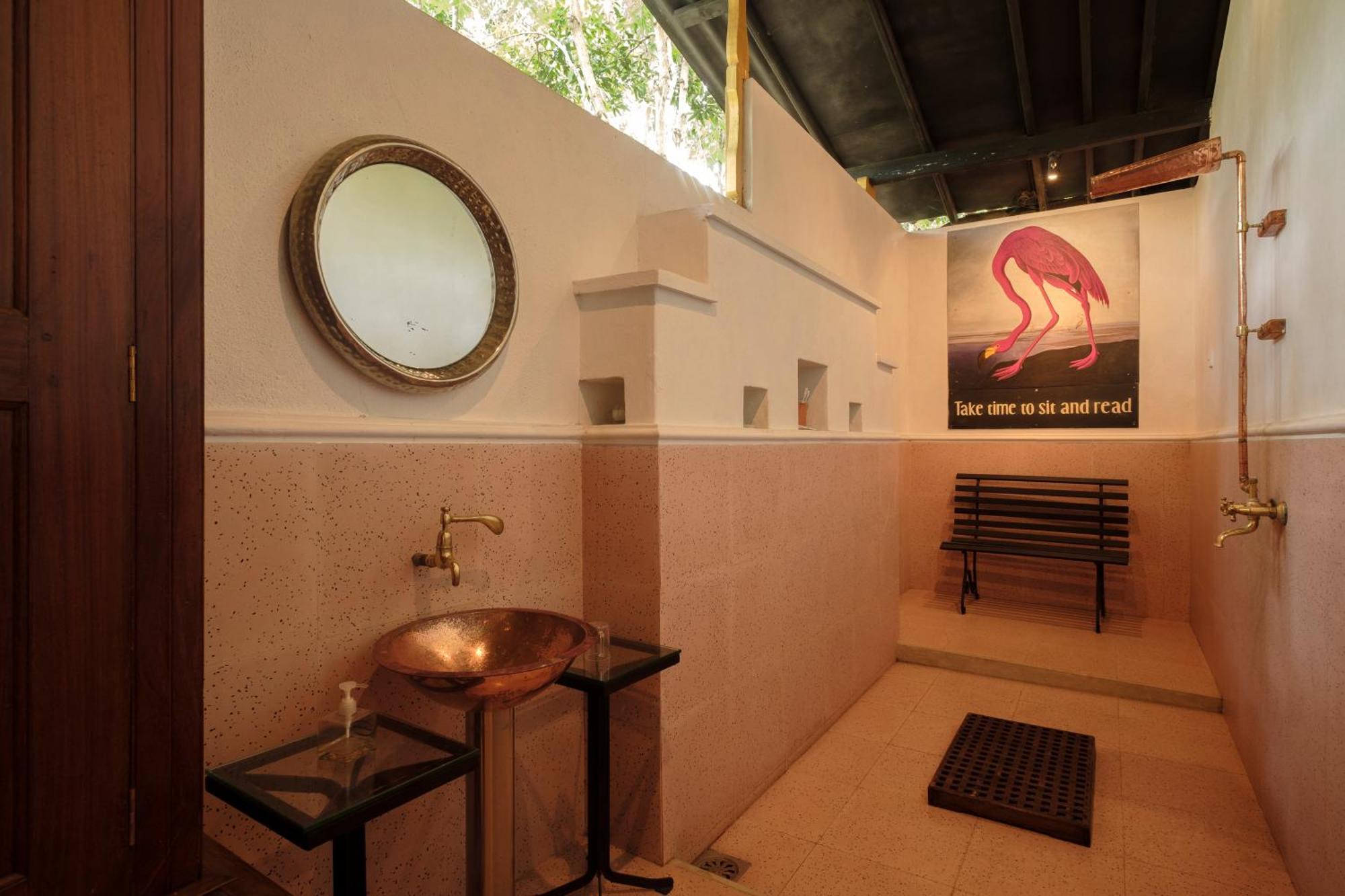 Casa Heliconia Hotel Gampaha Ngoại thất bức ảnh